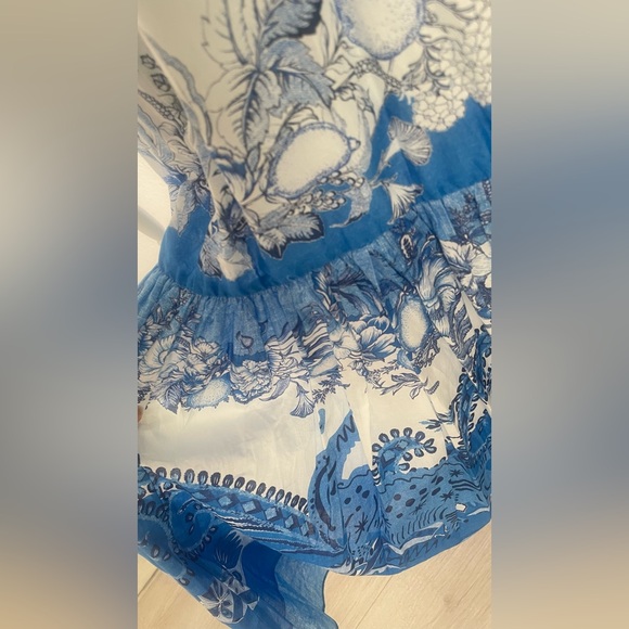 🆕 A loves a long sleeve belted maxi dress. - Picture 13 of 16